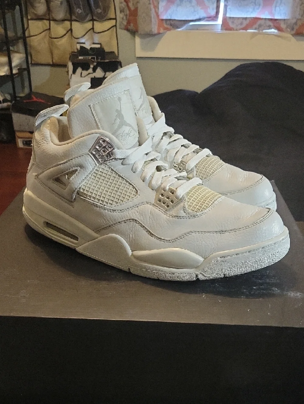 Air Jordan 4 Retro 